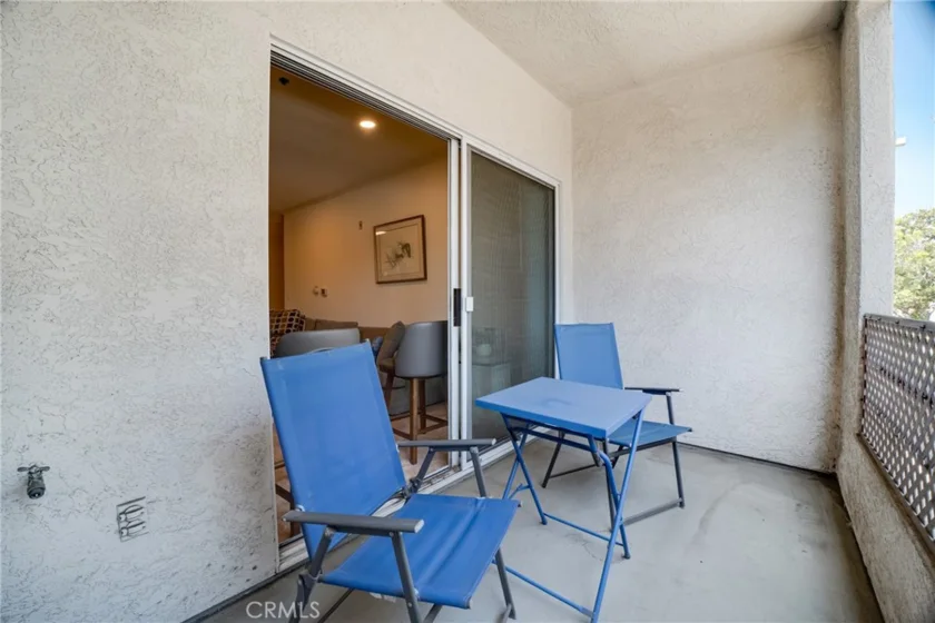 300 N El Molino #215 photo 10