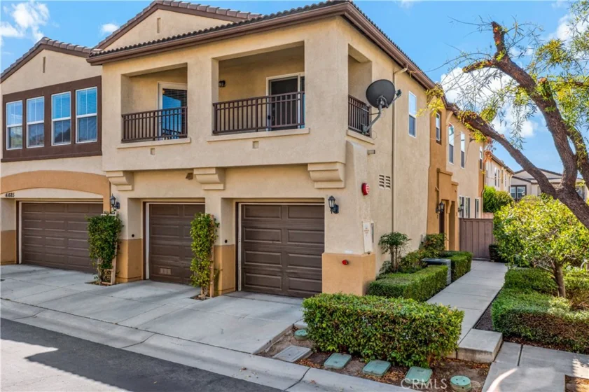 41685 Woodridge Avenue #2 photo 1