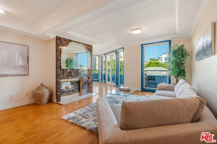 1645 Malcolm Avenue #302 photo 7