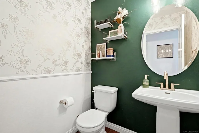 325 Royal Gln #608 photo 9