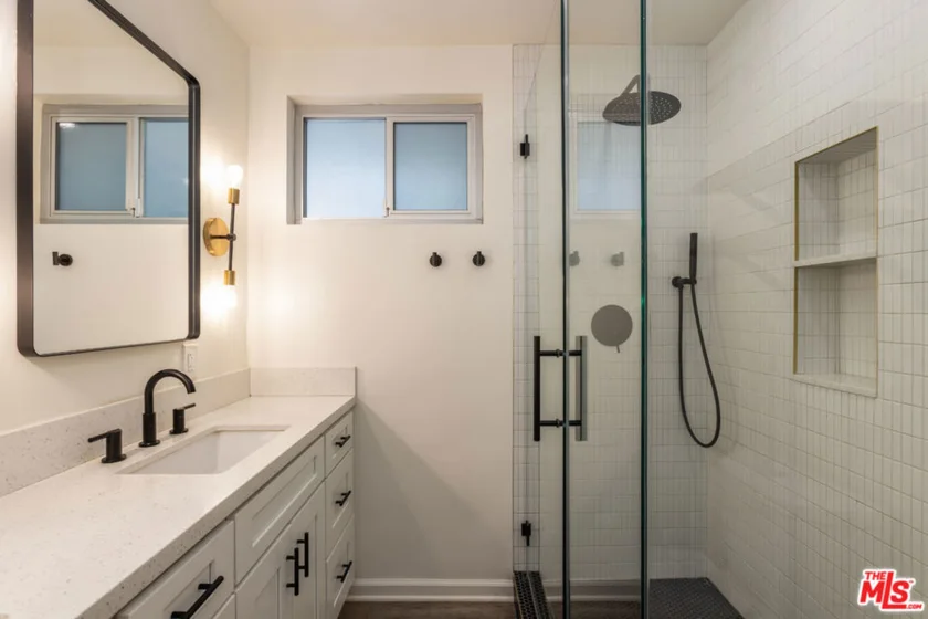 1955 Tamarind Avenue #2 photo 9