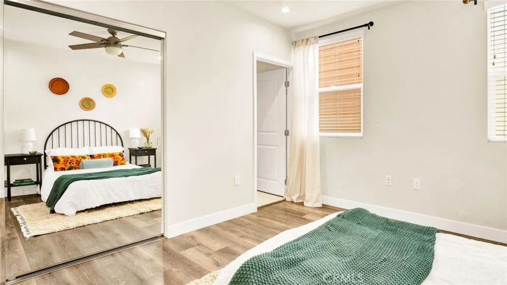 9237 Wakefield Avenue #11 photo 26