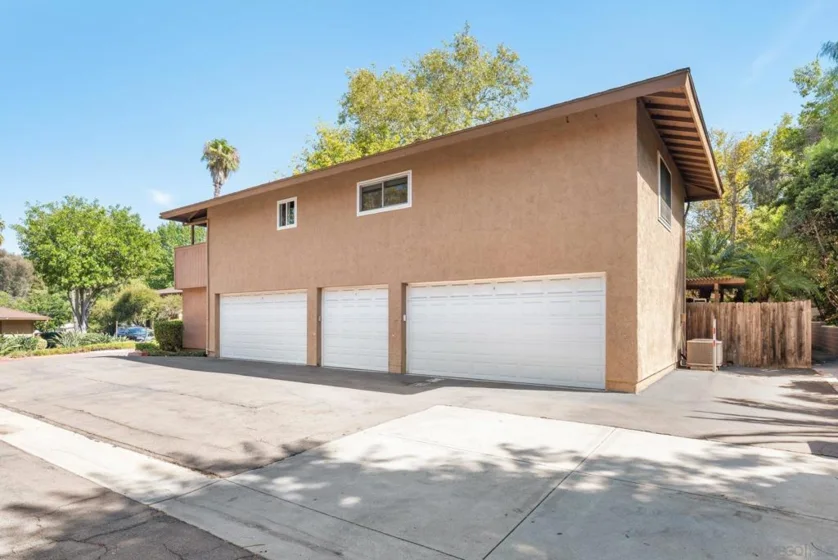 9015 Fanita Rancho Road photo 17