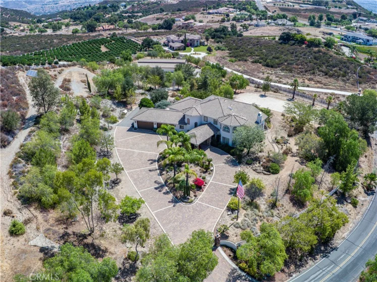 21100 Paseo Montana photo 68