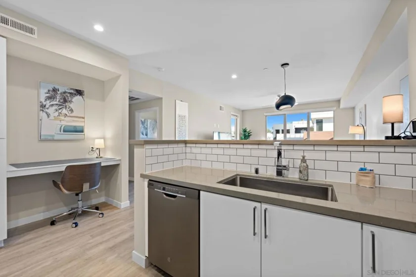 355 N Cleveland Street #309 photo 11