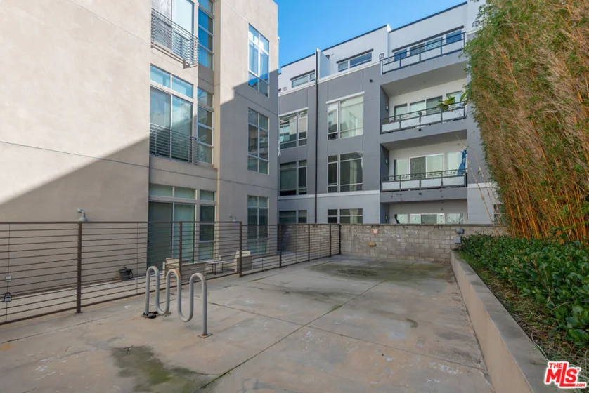 13320 Beach Avenue #304 photo 24
