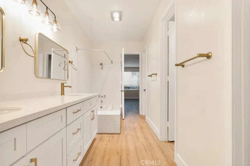 14530 Benefit Street #102 photo 27
