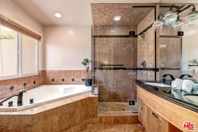 2922 Montana Avenue #D photo 33