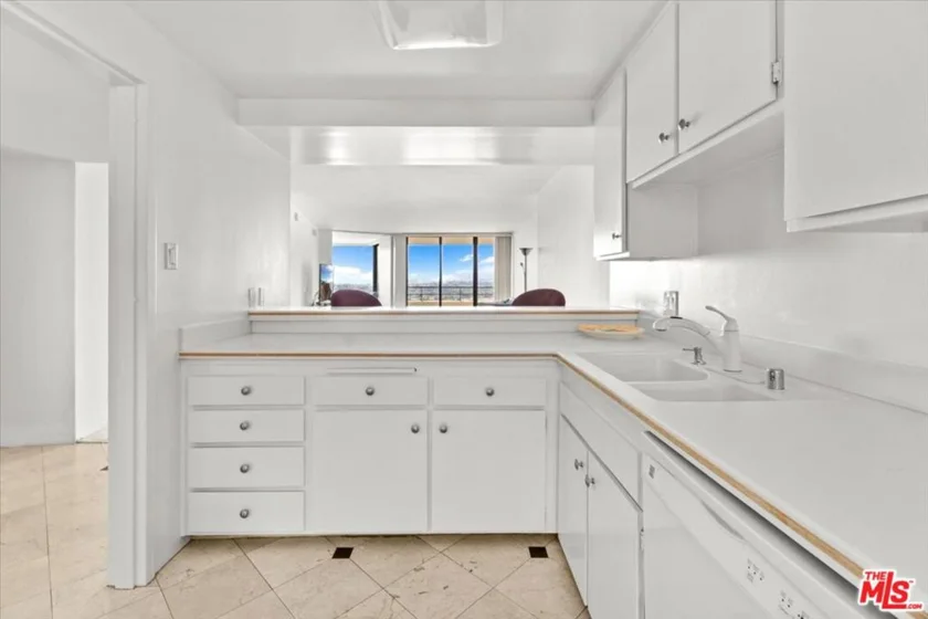 4316 Marina City Drive #1023 photo 5