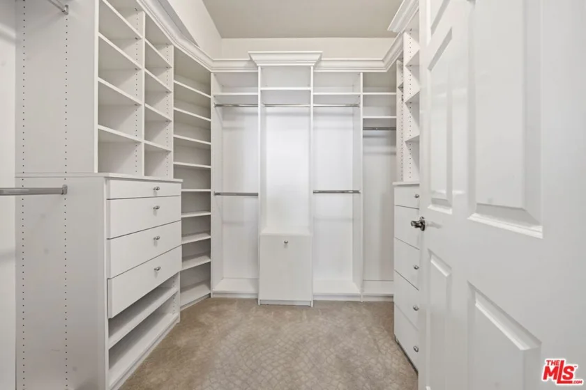 850 N Croft Avenue #202 photo 12