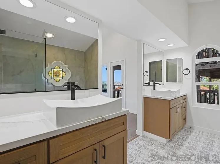 4008 Ampudia Street photo 10