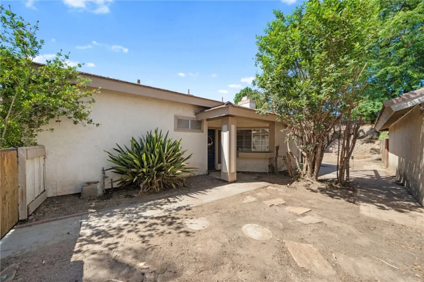 30522 Iron Bark Court photo 2