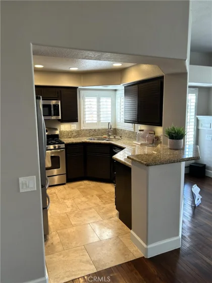 8070 E Goldenrod photo 9