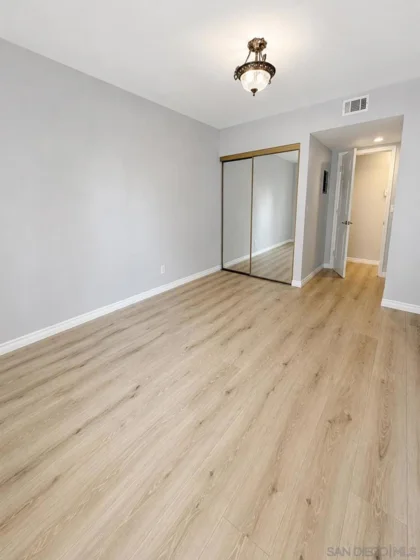 18620 Hatteras #105 photo 12