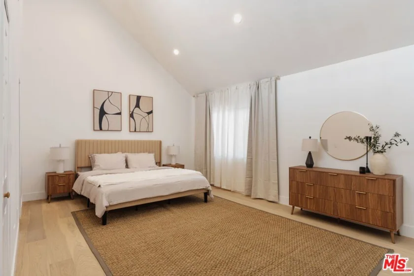 1337 Centinela Avenue #2 photo 11