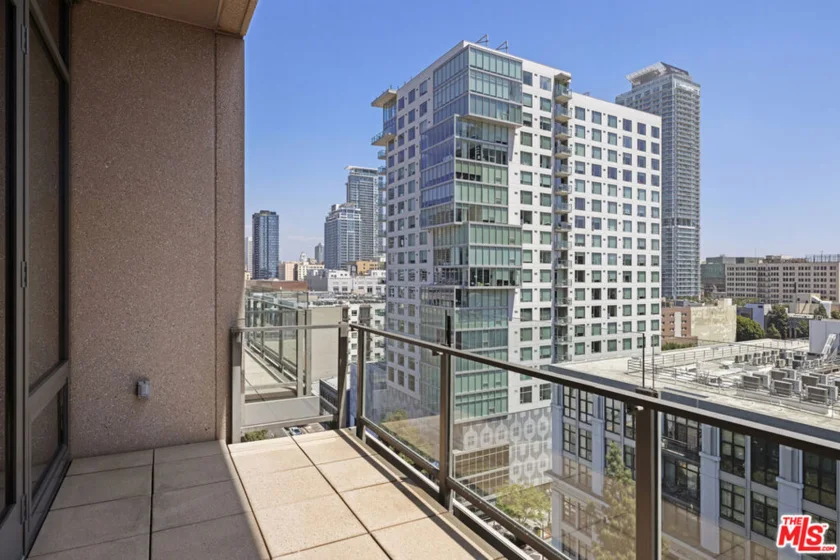 1111 S Grand Avenue #1211 photo 27