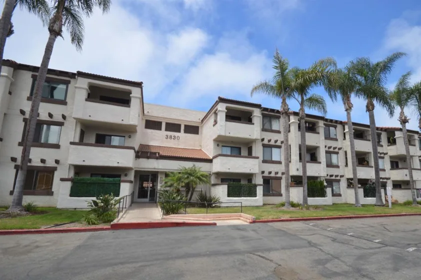 3830 Avenida Del Presidente #27 photo 1