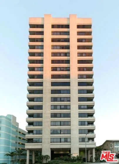 10350 Wilshire Boulevard #404 photo 24