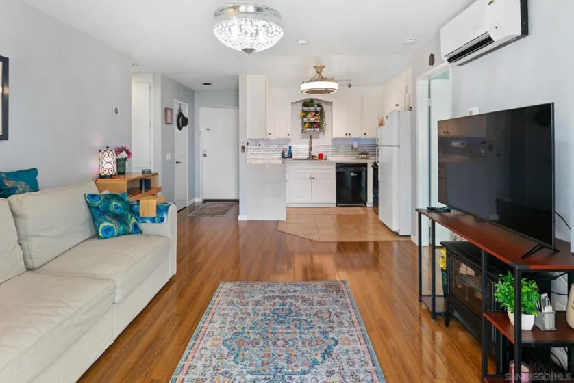 6350 Genesee Avenue #312 photo 9