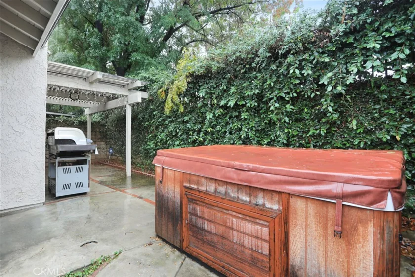1676 Sumac photo 26