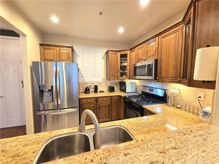 4724 Kester Avenue #409 photo 23
