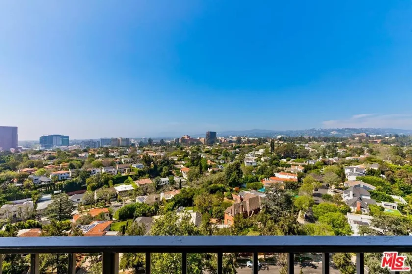 10501 Wilshire Boulevard #1810 photo 9