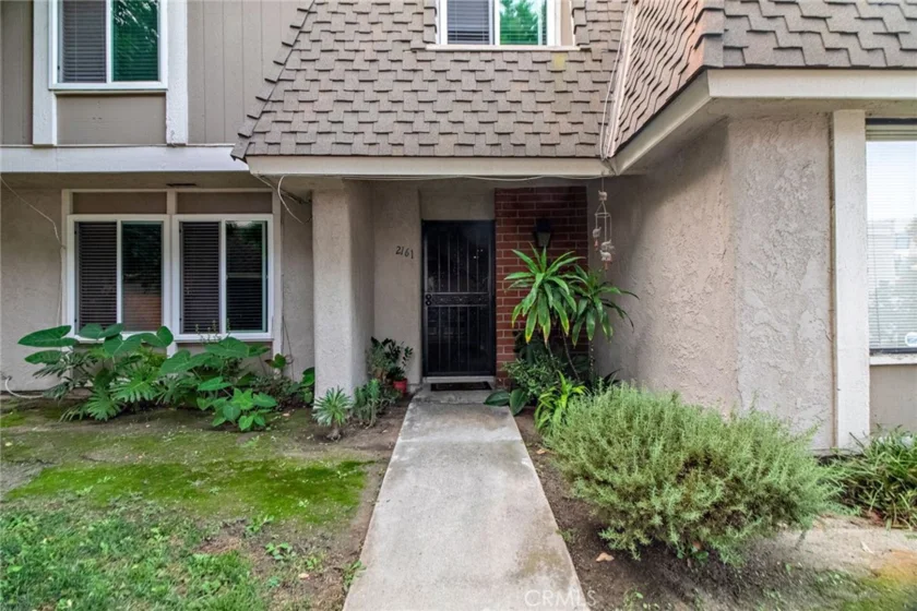 2161 W Wellington Circle photo 1