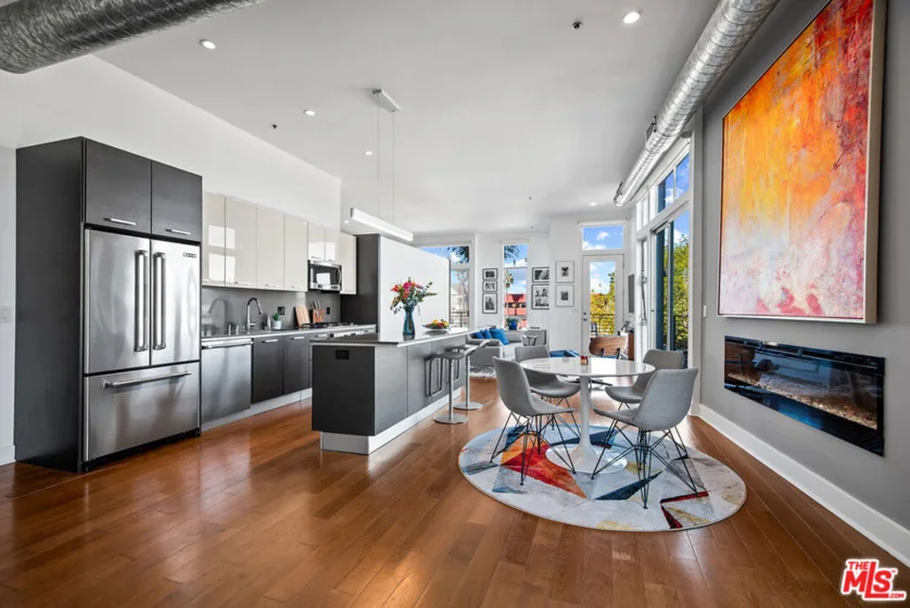 13320 Beach Avenue #304 photo 3