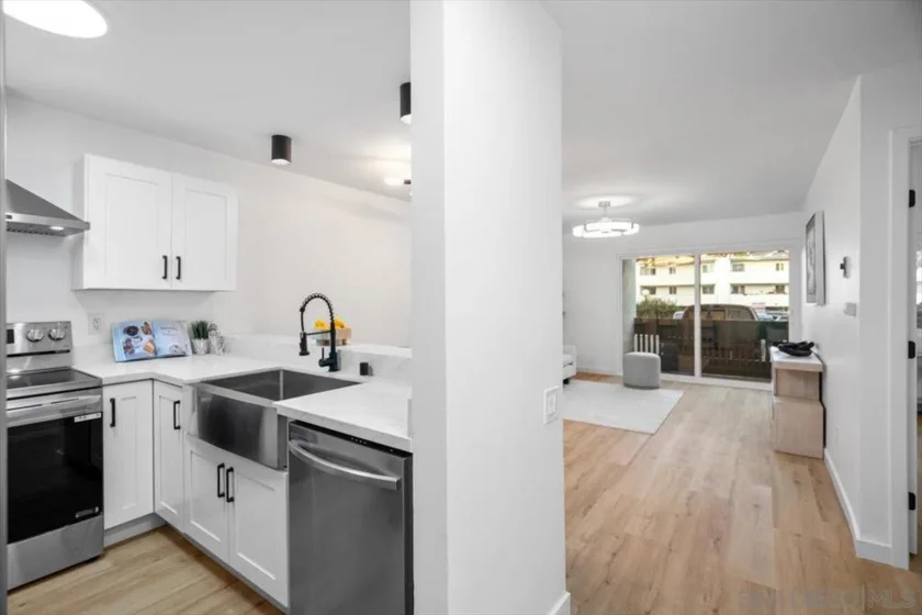 4060 Huerfano #113 photo 9
