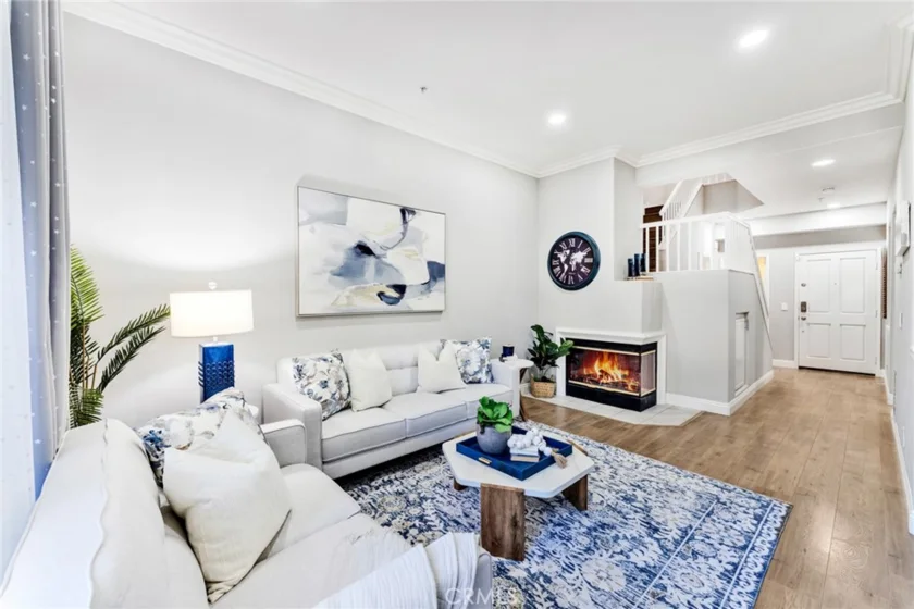 2645 Dunstan photo 9