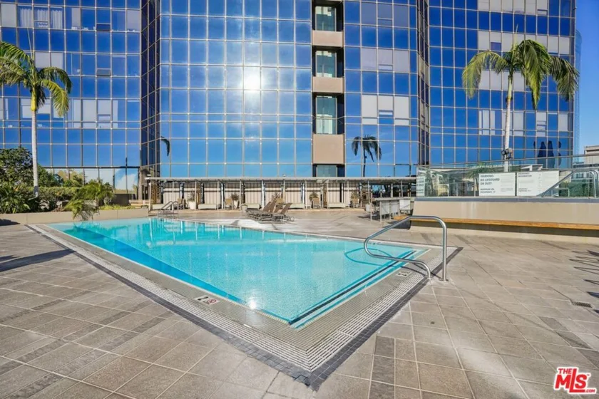 1100 Wilshire Boulevard #2105 photo 37