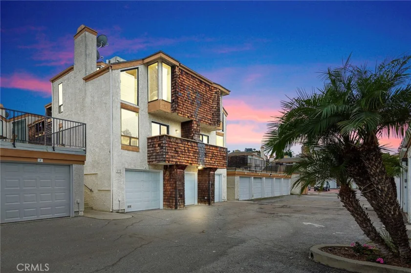 950 W Lambert Road #8 photo 1