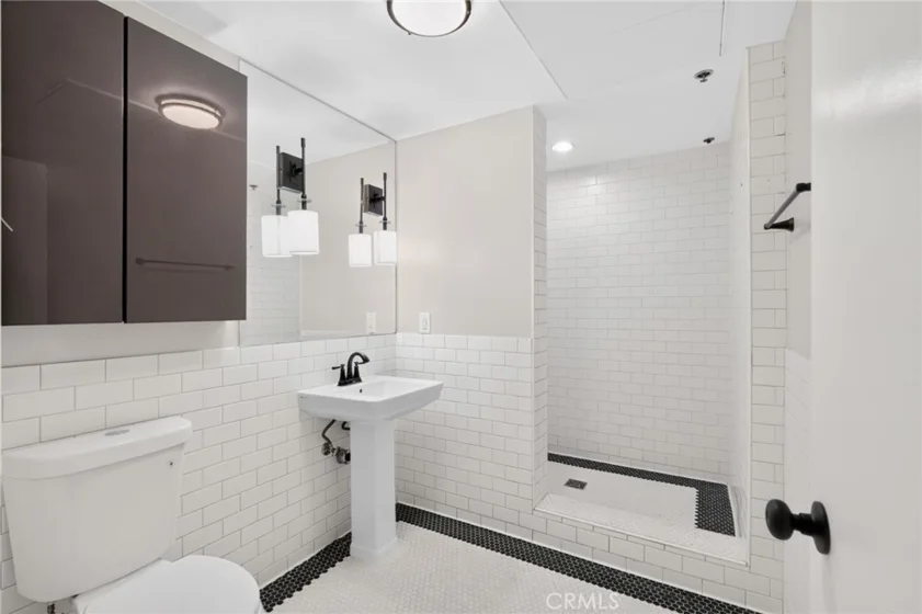 6253 Hollywood #602 photo 26