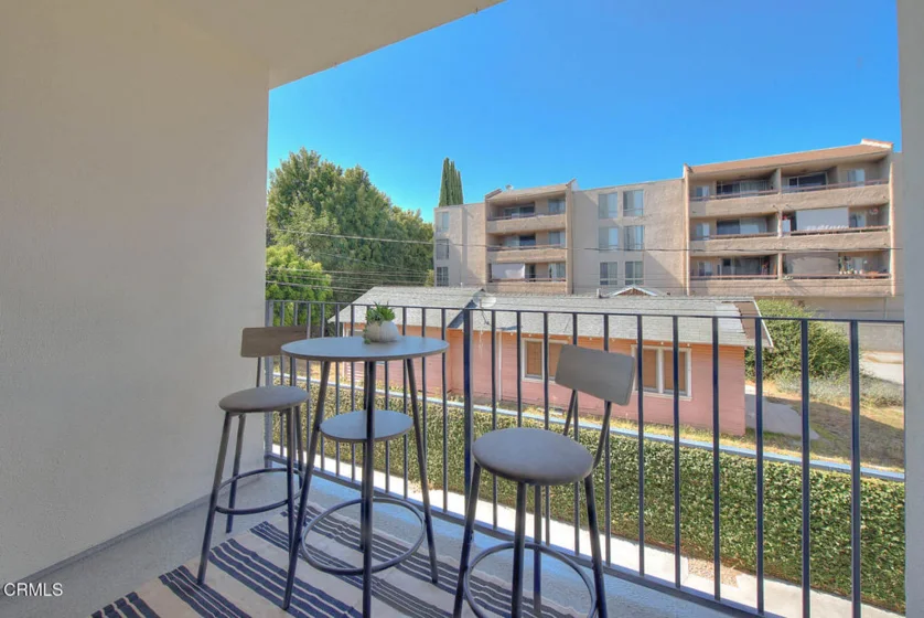 285 S Sierra Madre Boulevard #E photo 4