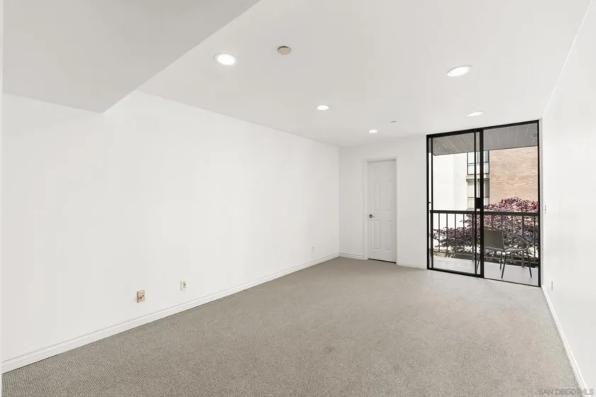 750 State #202 photo 12
