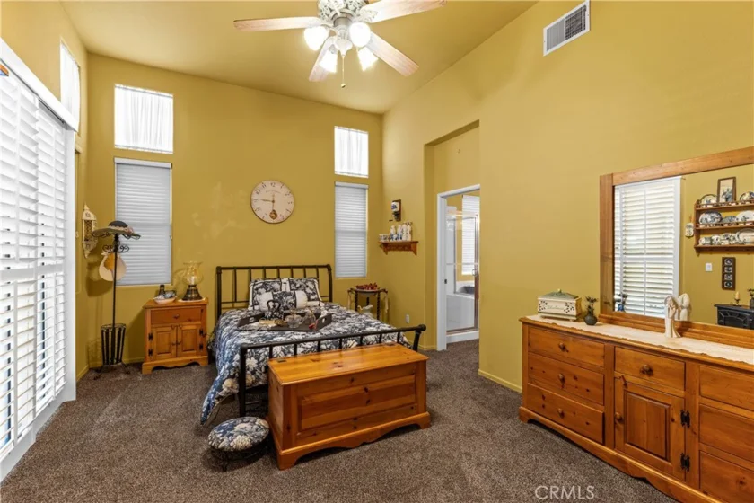40145 Colony photo 8