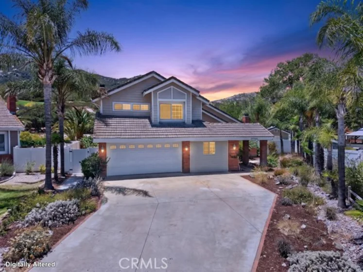 30946 Shaba Circle photo 2