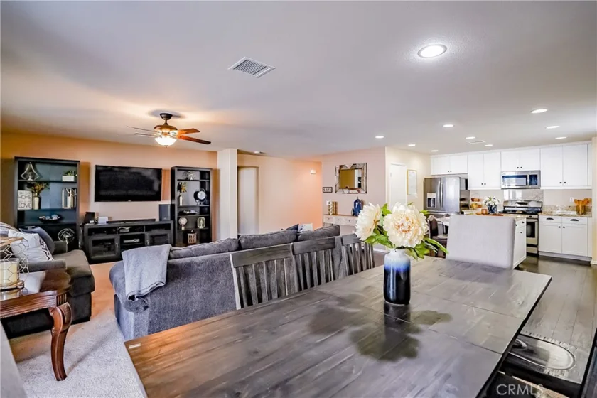30482 Wide Plains Court Photo