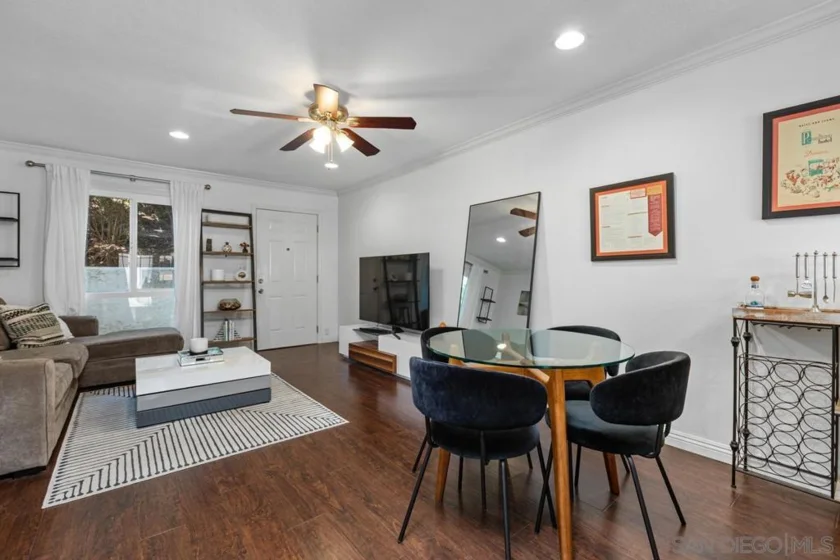 7856 Camino Glorita photo 9