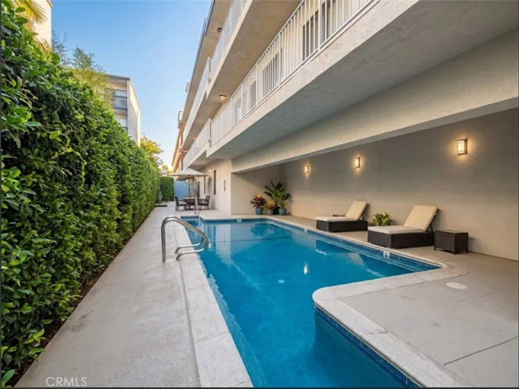 5354 Lindley #204 photo 27