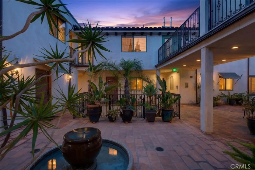 4301 Los Feliz #12 photo 54