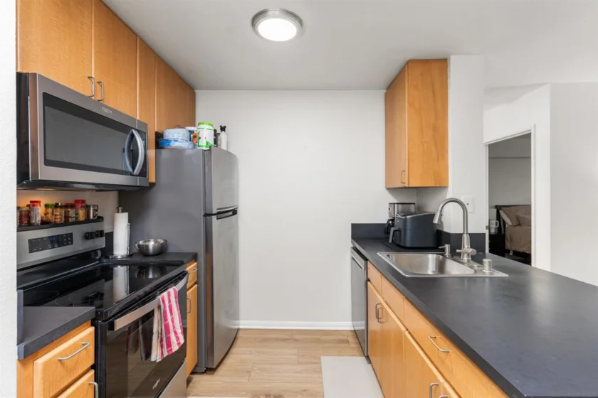 1435 India Street #405 photo 3
