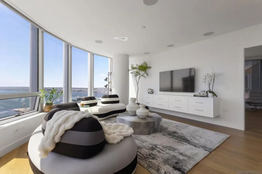 888 W E Street #2602 photo 5
