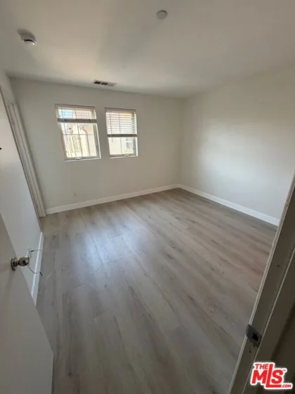 14120 W Willow Lane photo 10