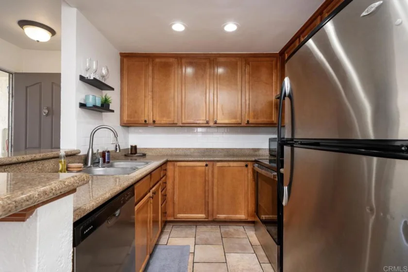 432 Edgehill Lane #116 photo 6