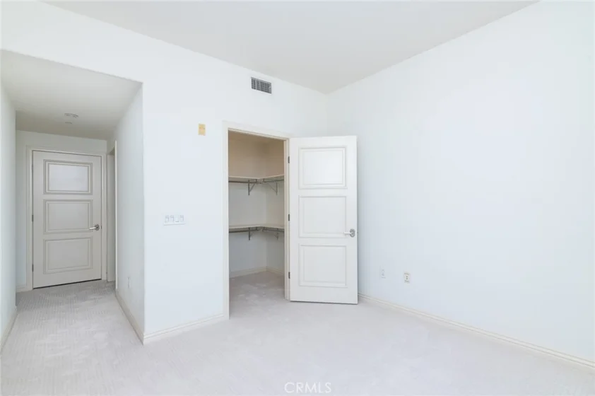 607 Caruso Avenue photo 17