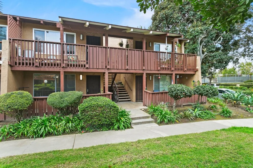 1000 W Macarthur Boulevard #67 photo 1