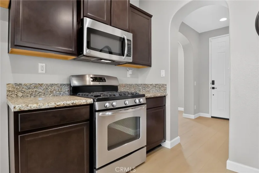 37406 Paseo Violeta photo 6