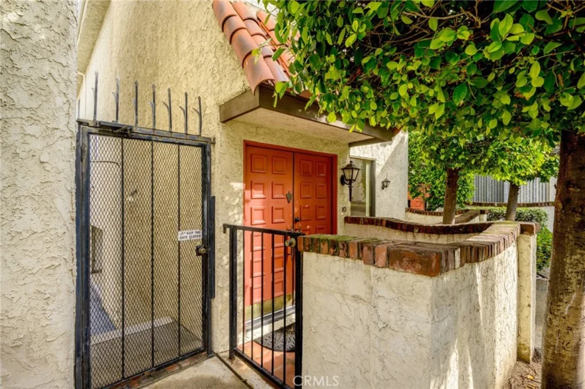 300 N Isabel Street #10 photo 24
