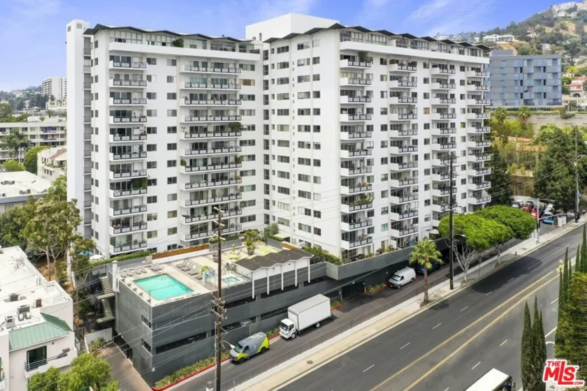 1155 N La Cienega Boulevard #PH 4 photo 41